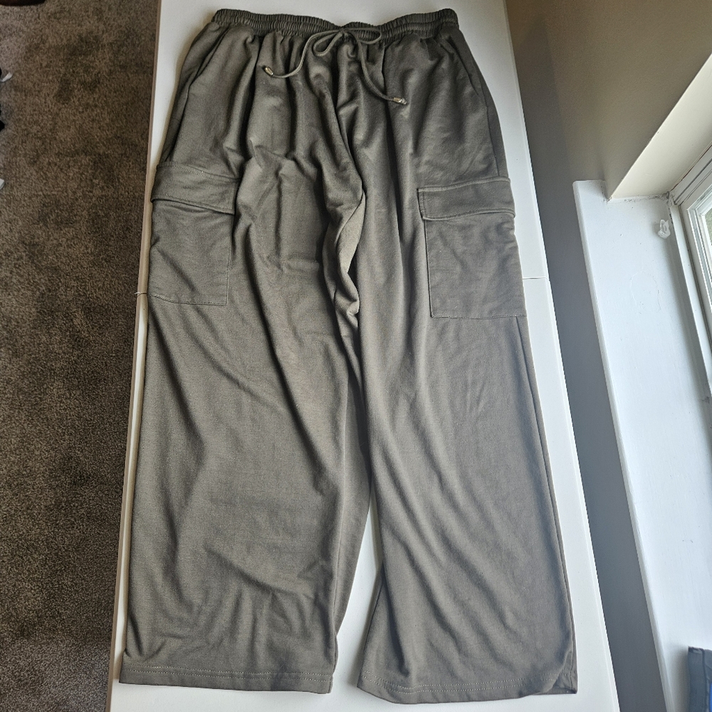 SHEIN Gray Cargo Pants Elastic Waistband Side Pockets